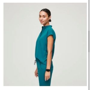 FIGS Pacific Blue set